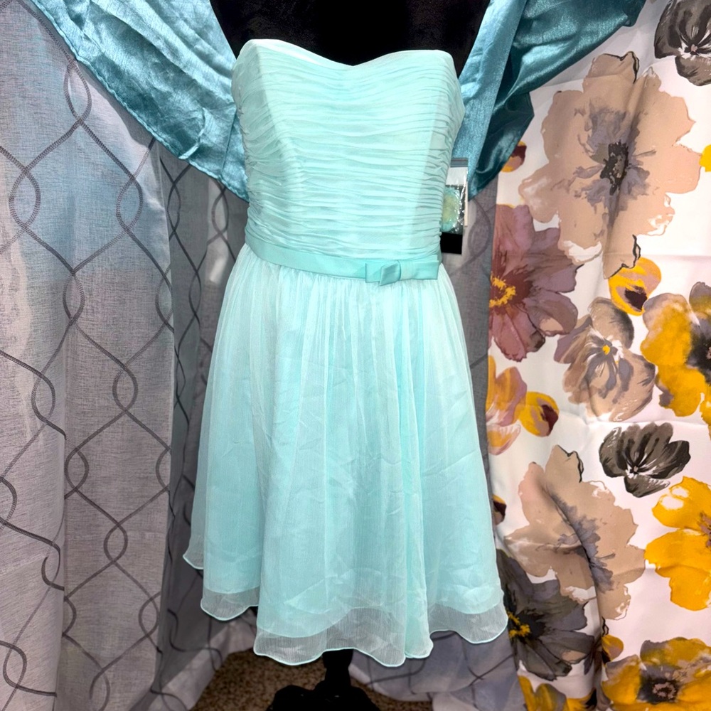 Bridesmaids/prom dress cocktail length size 14